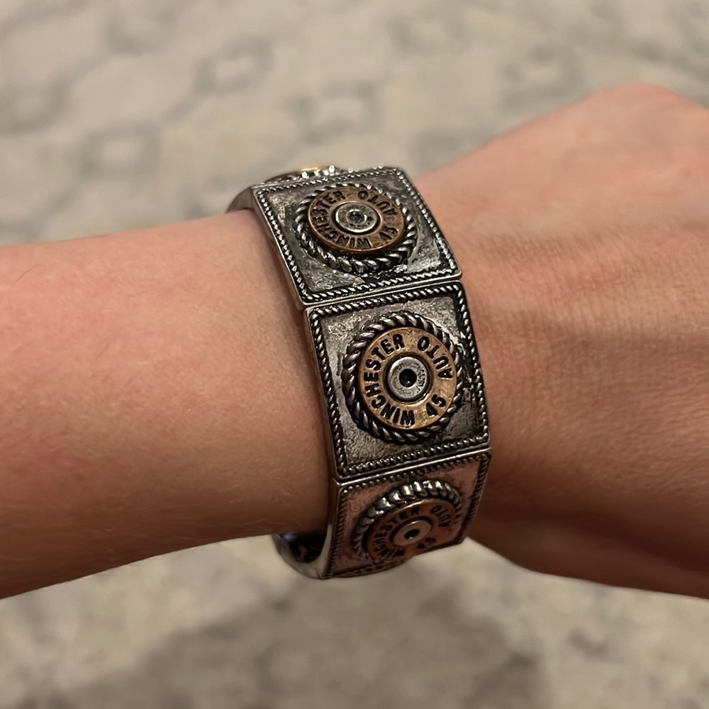 Western style bracelet